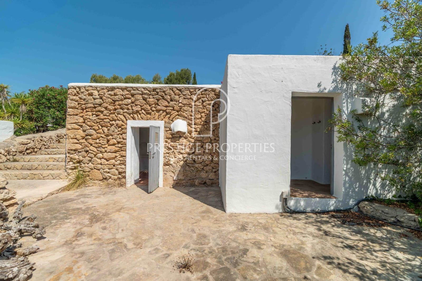 4 quarto Quinta/Casa Rural para venda em Santa Eulalia / Santa Eularia com piscina garagem - 3 650 000 € (Ref: 9193273)