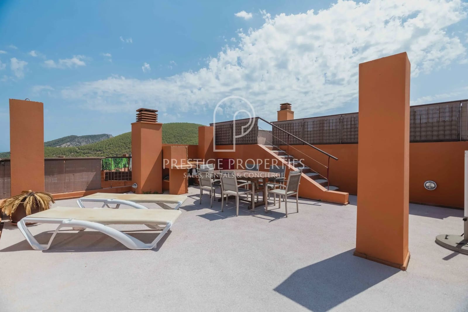 2 chambre Penthouse à vendre à Santa Eulalia / Santa Eularia avec piscine garage - 750 000 € (Ref: 9205720)