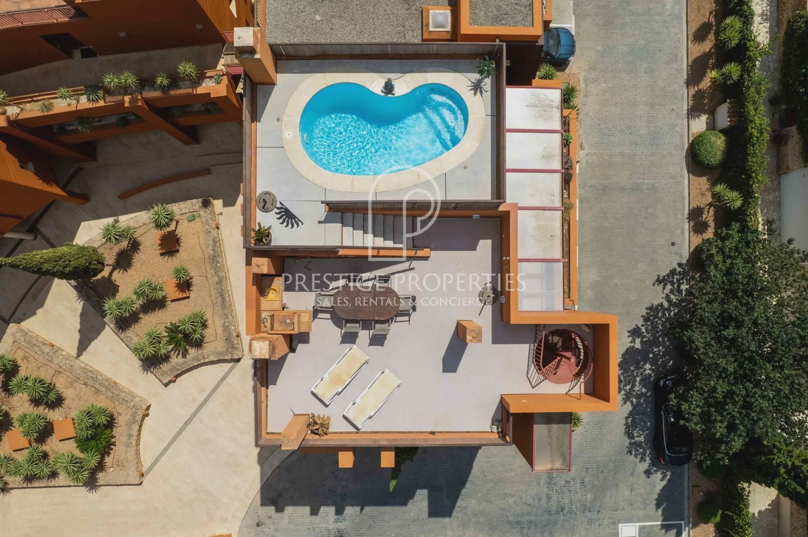 2 chambre Penthouse à vendre à Santa Eulalia / Santa Eularia avec piscine garage - 750 000 € (Ref: 9205720)