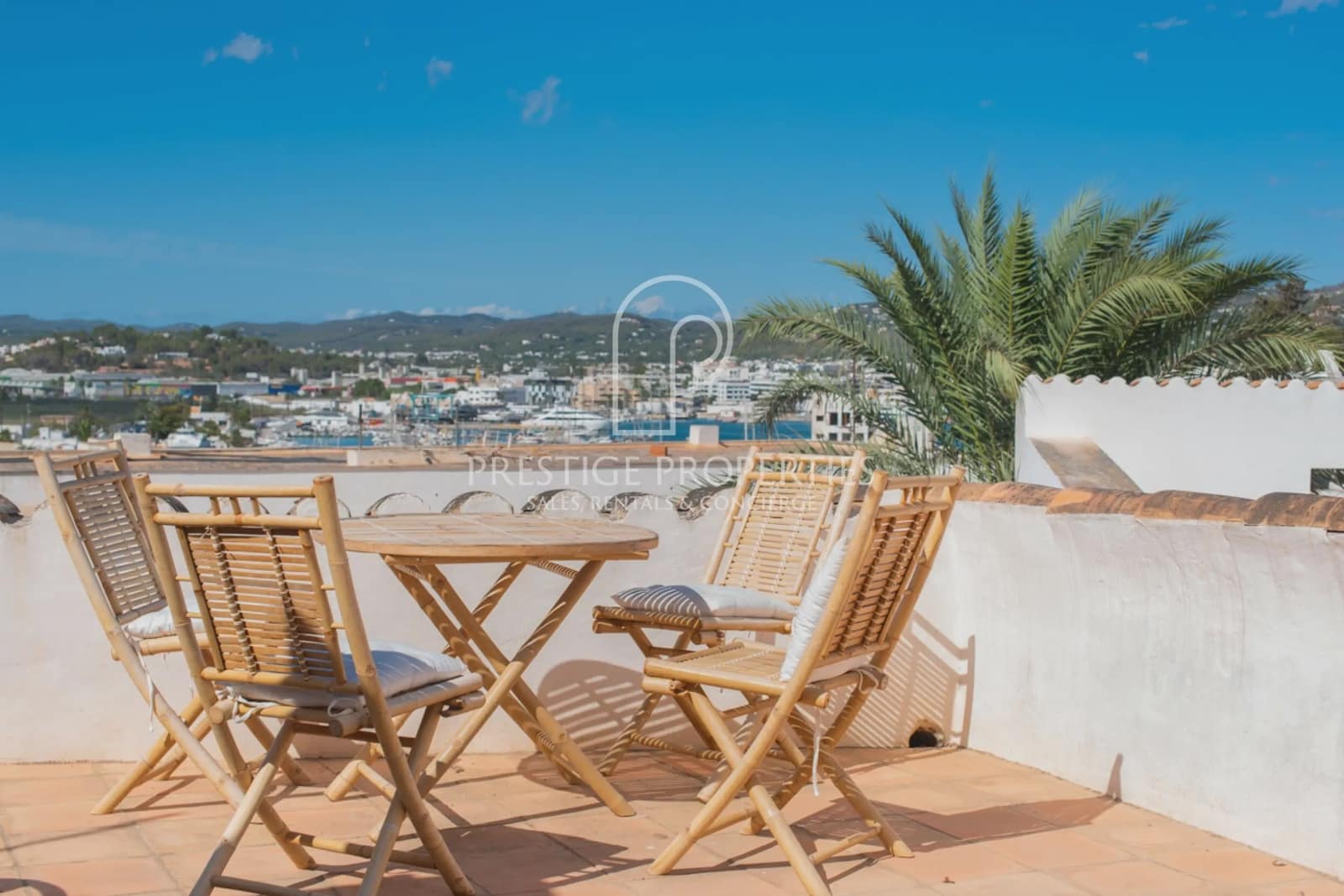 2 soveværelse Rækkehus til salg i Ibiza by - € 895.000 (Ref: 9223690)