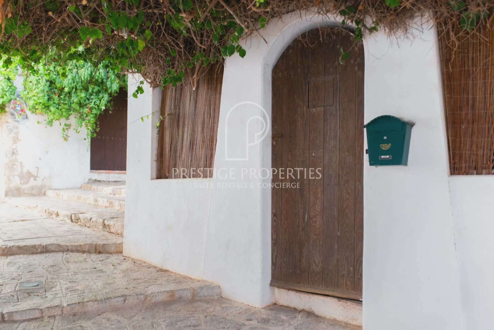 2 soveværelse Rækkehus til salg i Ibiza by - € 895.000 (Ref: 9223690)