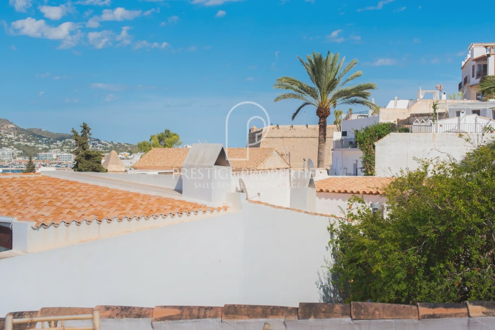 2 soveværelse Rækkehus til salg i Ibiza by - € 895.000 (Ref: 9223690)