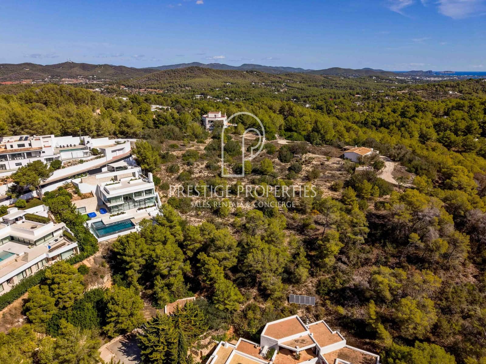 Ubebygd land til salgs i Santa Eulalia / Santa Eularia - € 2 400 000 (Ref: 9254383)