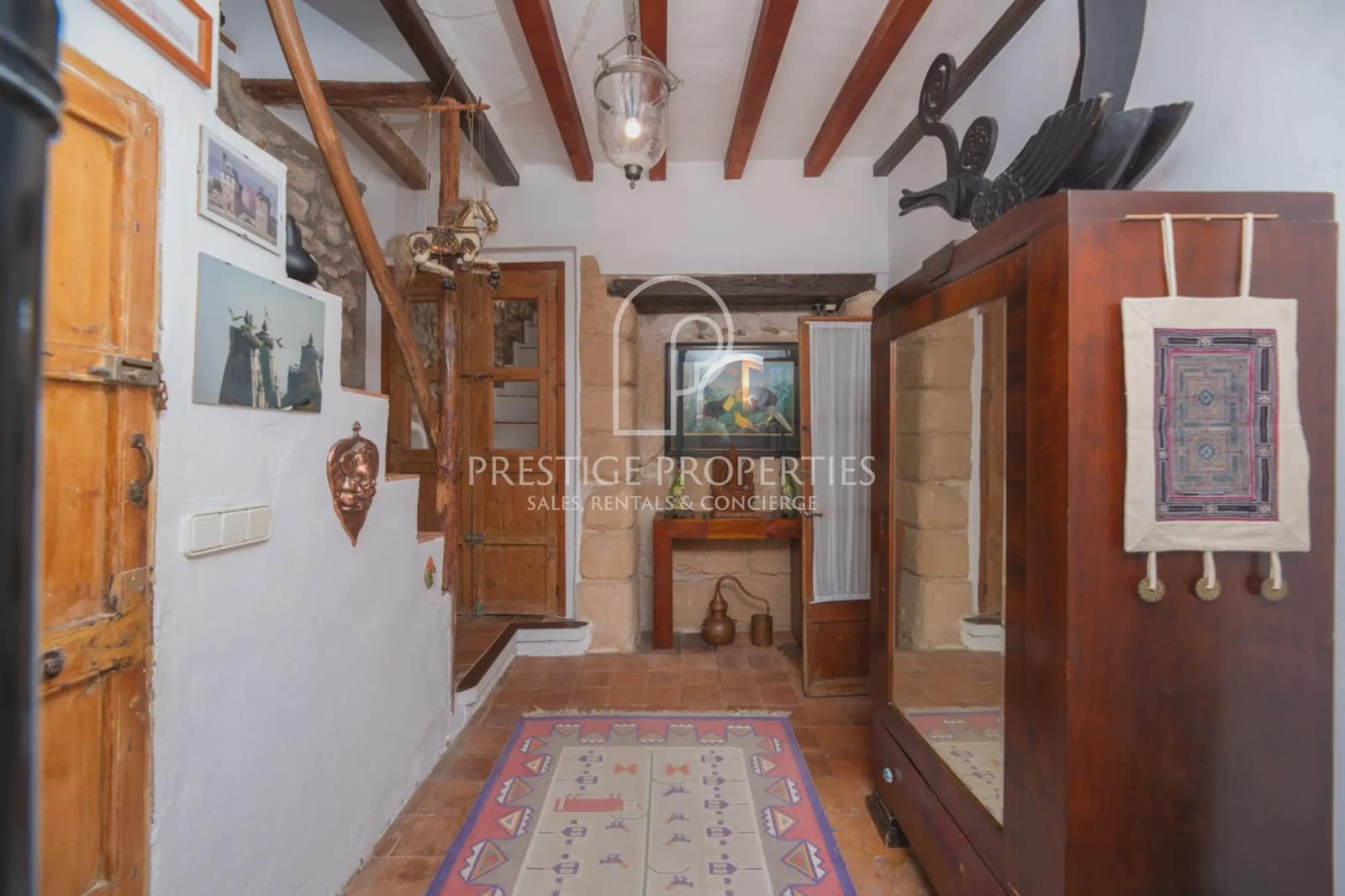 2 bedroom Villa for sale in Ibiza / Eivissa town - € 1,350,000 (Ref: 9263820)