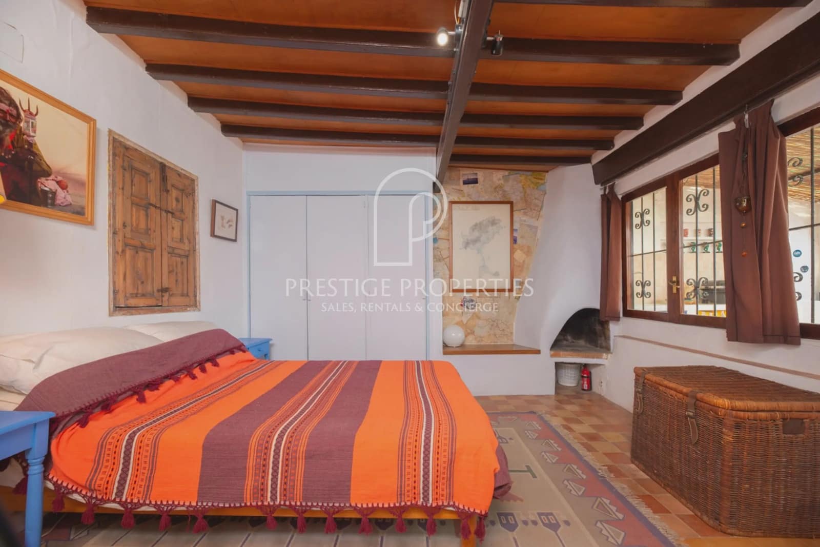 2 bedroom Villa for sale in Ibiza / Eivissa town - € 1,350,000 (Ref: 9263820)