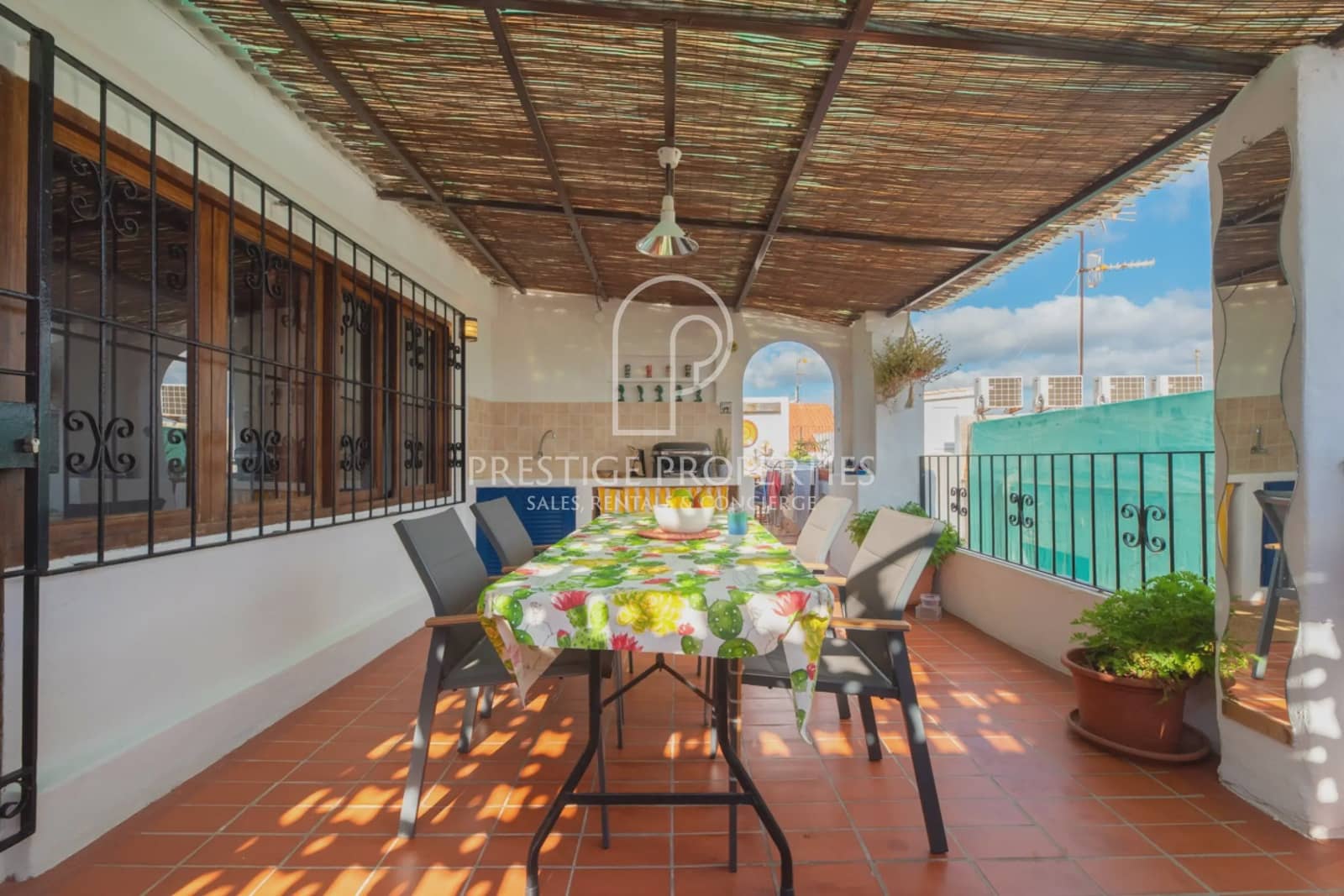 2 bedroom Villa for sale in Ibiza / Eivissa town - € 1,350,000 (Ref: 9263820)