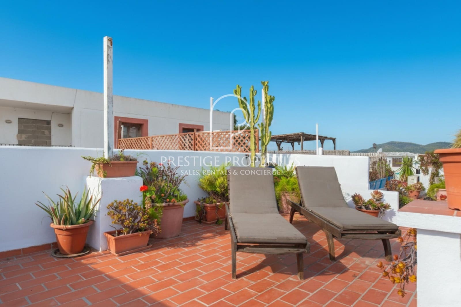 2 bedroom Villa for sale in Ibiza / Eivissa town - € 1,350,000 (Ref: 9263820)