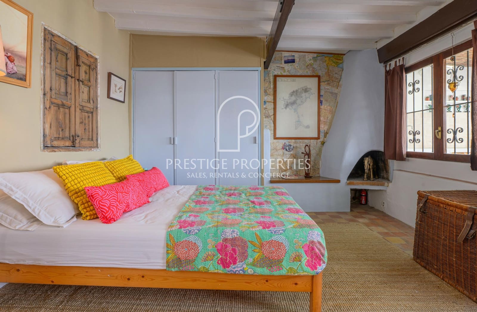 2 bedroom Villa for sale in Ibiza / Eivissa town - € 1,250,000 (Ref: 9263820)