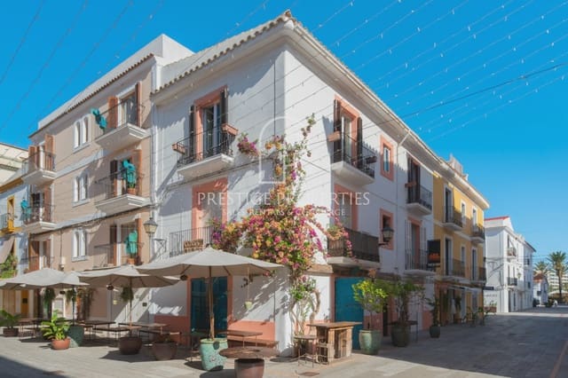 Apartamento de 2 habitaciones en Ibiza / Eivissa ciudad en venta - 845.000 € (Ref: 9263821)