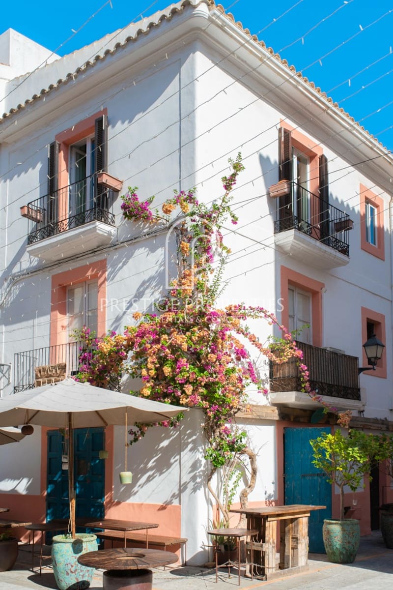 Apartamento de 2 habitaciones en Ibiza / Eivissa ciudad en venta - 845.000 € (Ref: 9263821)