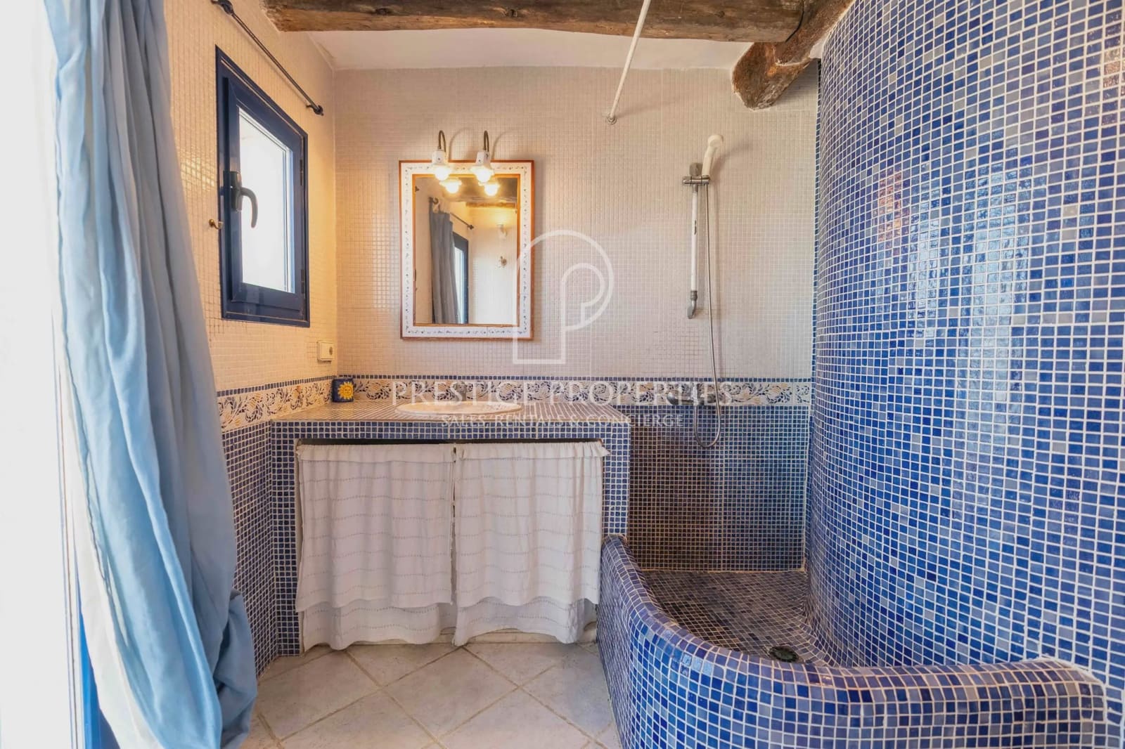 3 bedroom Villa for sale in Ibiza / Eivissa town - € 1,200,000 (Ref: 9293870)