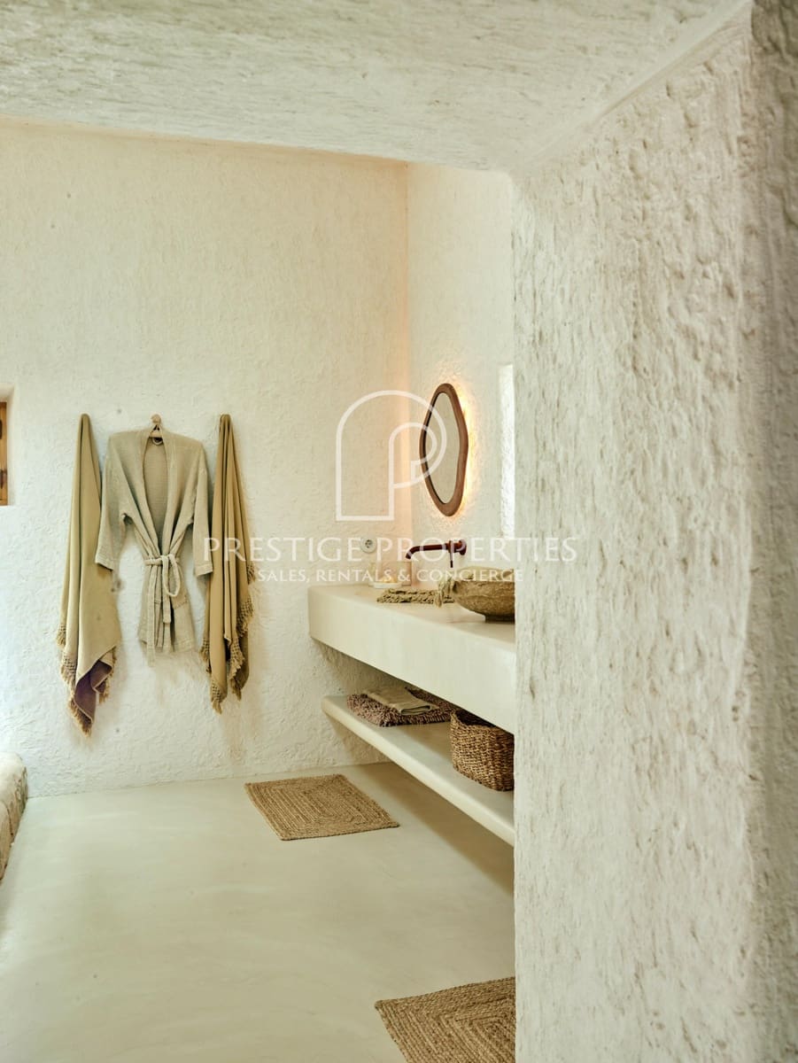 7 slaapkamer Finca/Landhuis te koop in Sant Antoni de Portmany met zwembad garage - € 5.950.000 (Ref: 9309339)