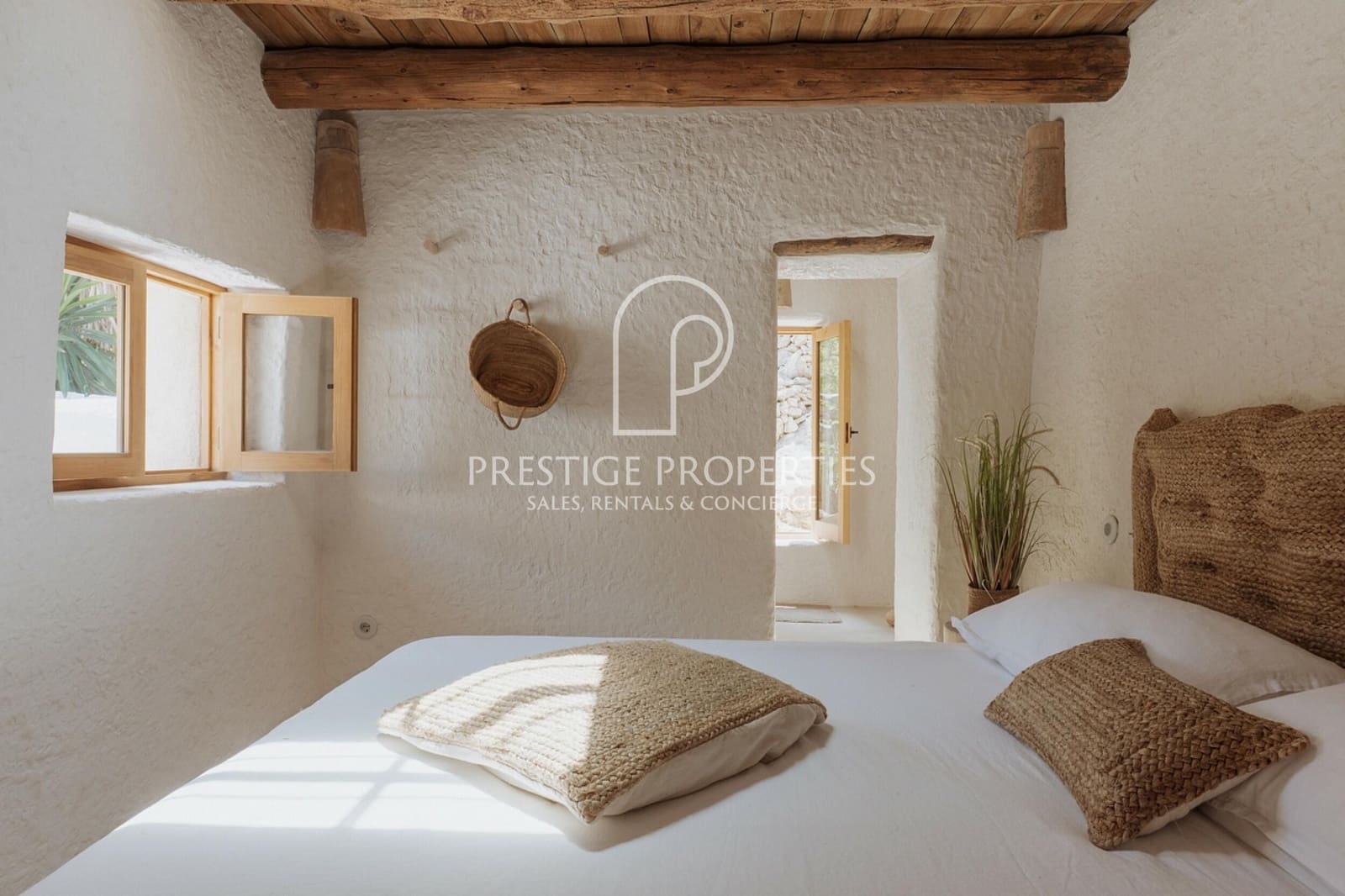 7 slaapkamer Finca/Landhuis te koop in Sant Antoni de Portmany met zwembad garage - € 5.950.000 (Ref: 9309339)