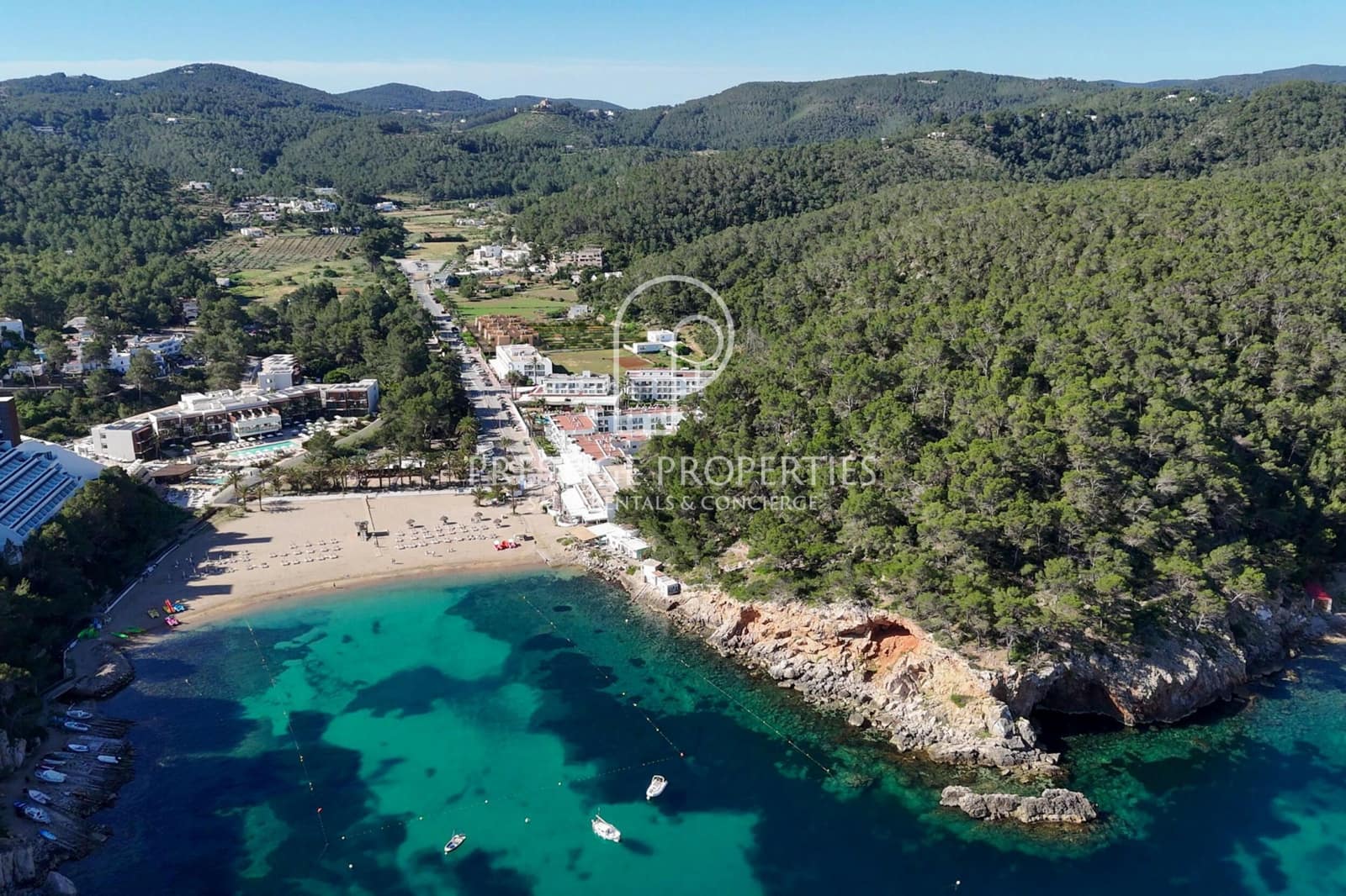 3 soverom Villa til salgs i Sant Joan de Labritja med svømmebasseng garasje - € 1 595 000 (Ref: 9315211)