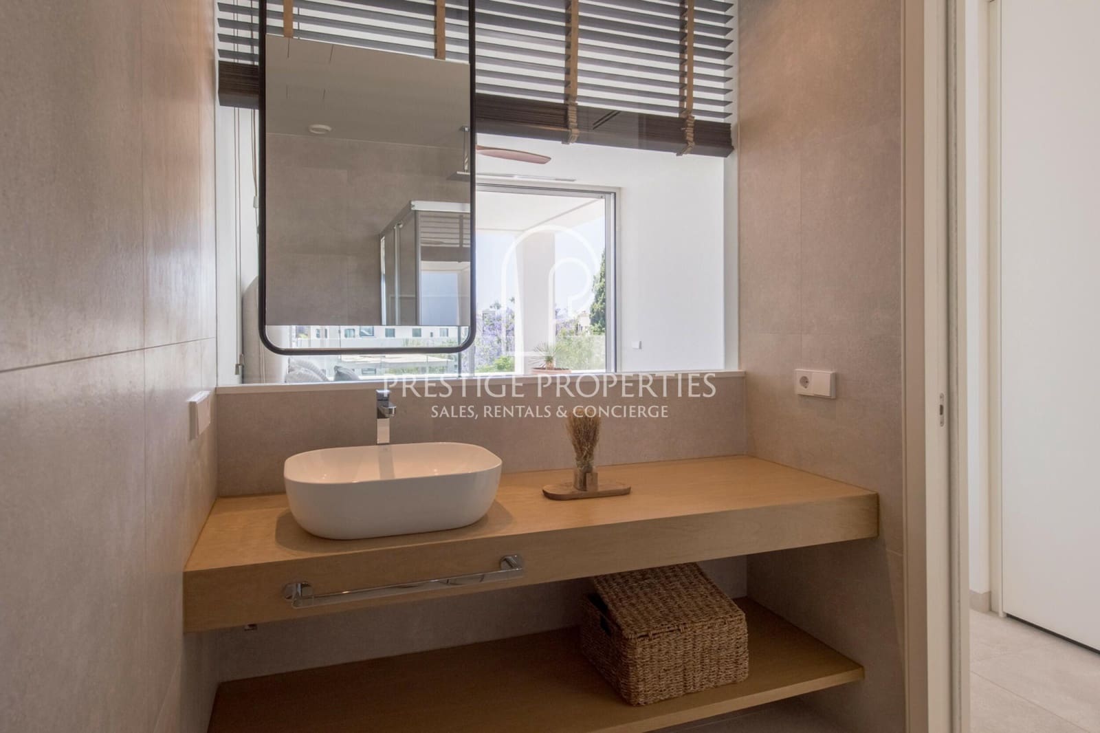 6 bedroom Villa for sale in Ibiza / Eivissa town with pool - € 4,850,000 (Ref: 9315212)