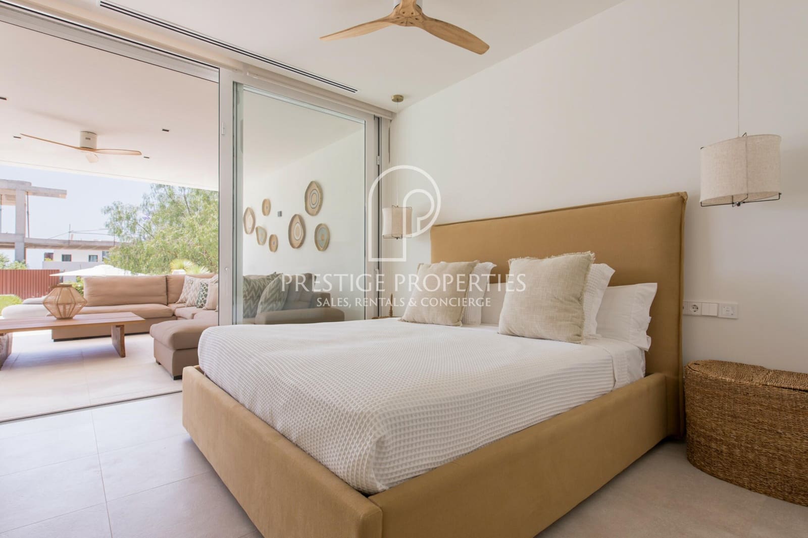 6 bedroom Villa for sale in Ibiza / Eivissa town with pool - € 4,850,000 (Ref: 9315212)