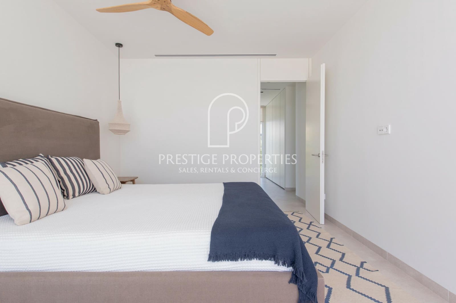 6 bedroom Villa for sale in Ibiza / Eivissa town with pool - € 4,850,000 (Ref: 9315212)