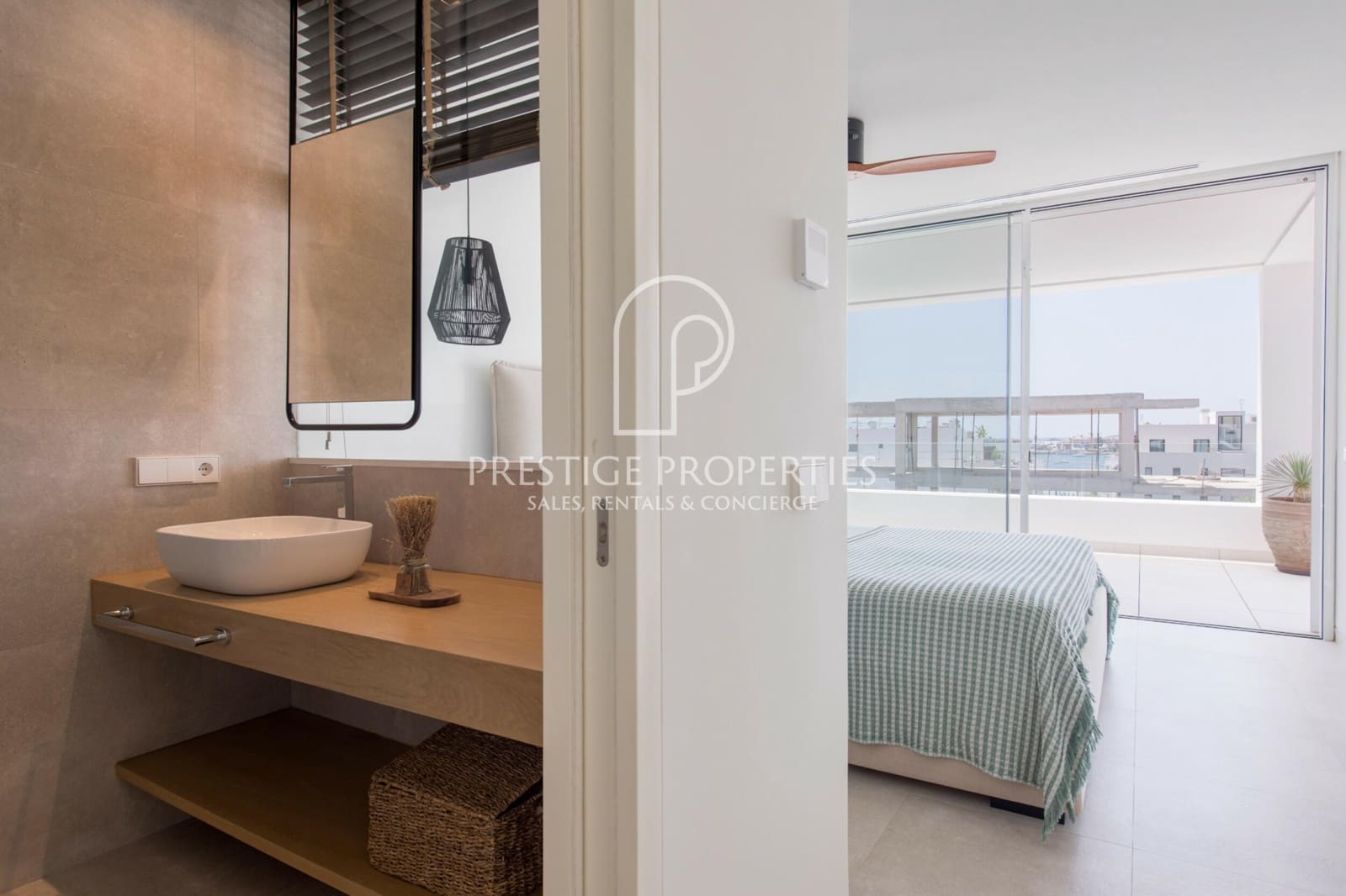 6 bedroom Villa for sale in Ibiza / Eivissa town with pool - € 4,850,000 (Ref: 9315212)