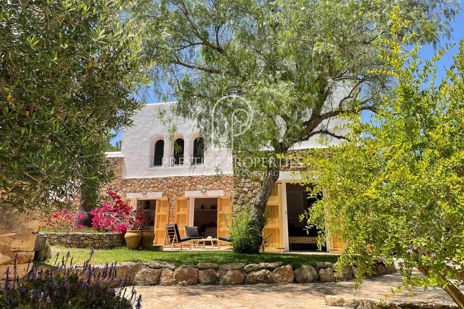 6 soveværelse Finca/Landehus til salg i San Jose / Sant Josep de Sa Talaia med swimmingpool garage - € 4.850.000 (Ref: 9340257)