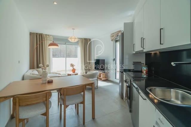 2 soveværelse Lejlighed til salg i Sant Antoni de Portmany med swimmingpool garage - € 490.000 (Ref: 9354512)