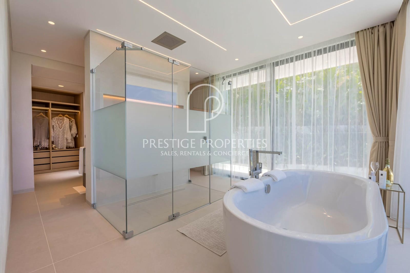 9 Zimmer Villa zu verkaufen in Santa Eulalia / Santa Eularia mit Pool Garage - 9.800.000 € (Ref: 9360897)