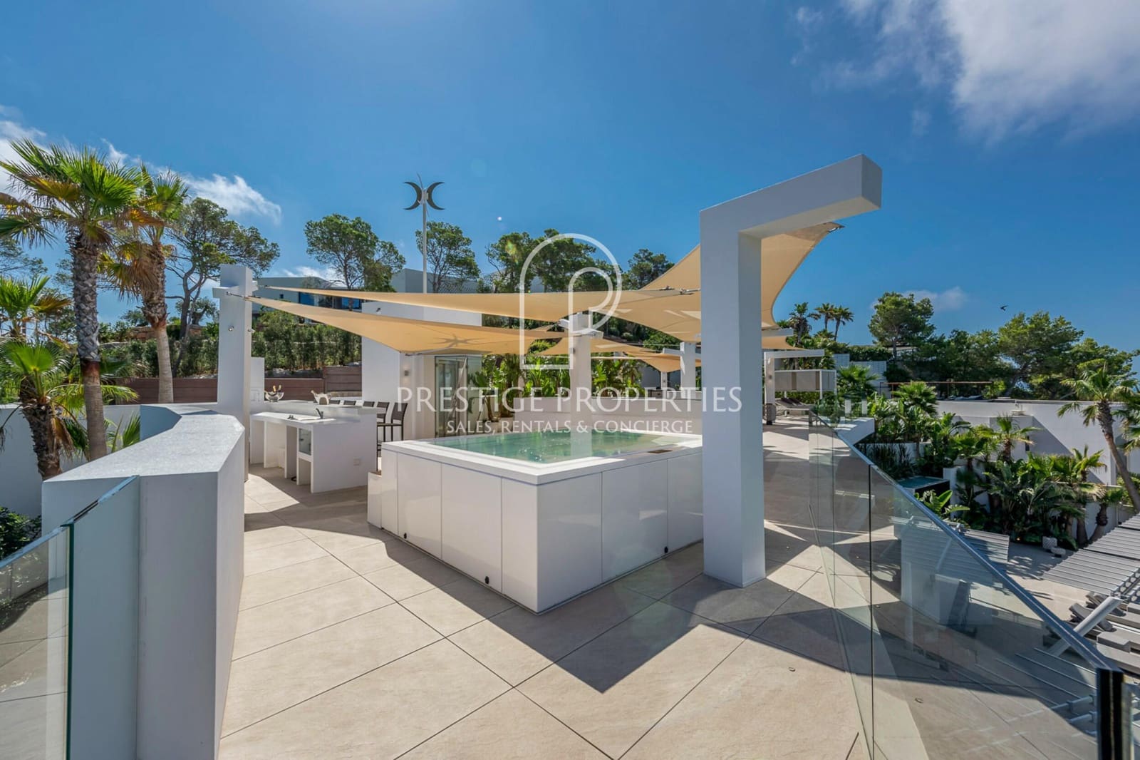 9 Zimmer Villa zu verkaufen in Santa Eulalia / Santa Eularia mit Pool Garage - 9.800.000 € (Ref: 9360897)