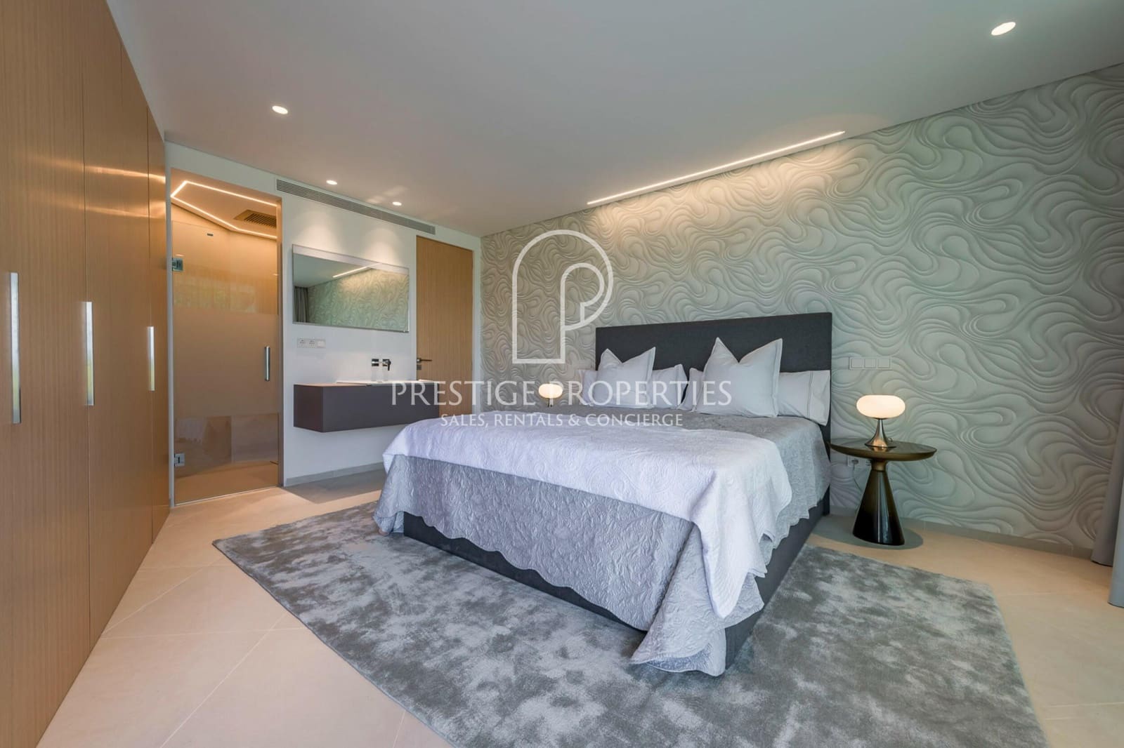 9 Zimmer Villa zu verkaufen in Santa Eulalia / Santa Eularia mit Pool Garage - 9.800.000 € (Ref: 9360897)