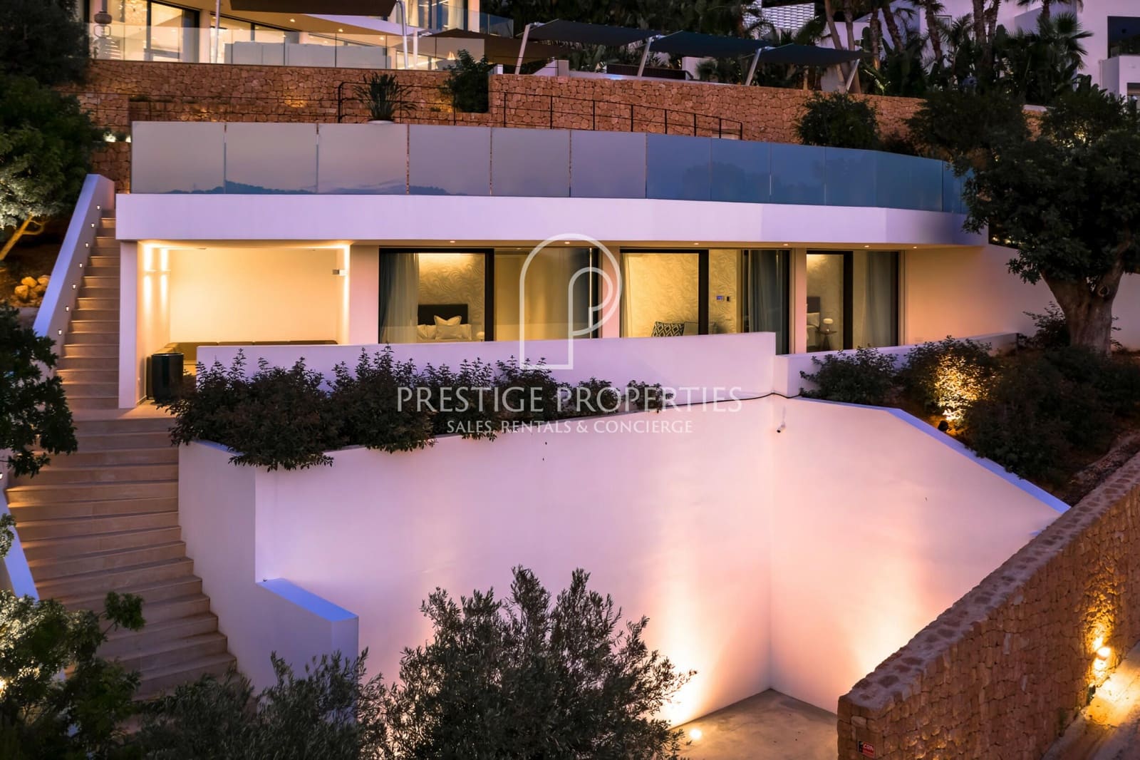 9 Zimmer Villa zu verkaufen in Santa Eulalia / Santa Eularia mit Pool Garage - 9.800.000 € (Ref: 9360897)