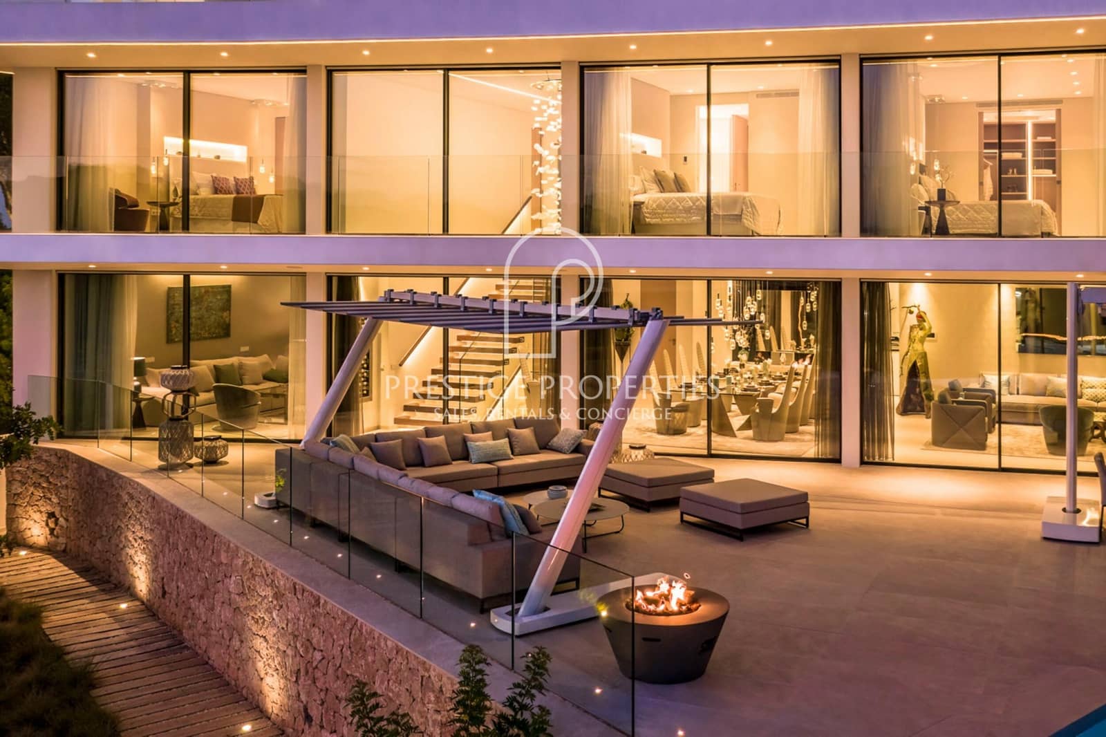 9 Zimmer Villa zu verkaufen in Santa Eulalia / Santa Eularia mit Pool Garage - 9.800.000 € (Ref: 9360897)