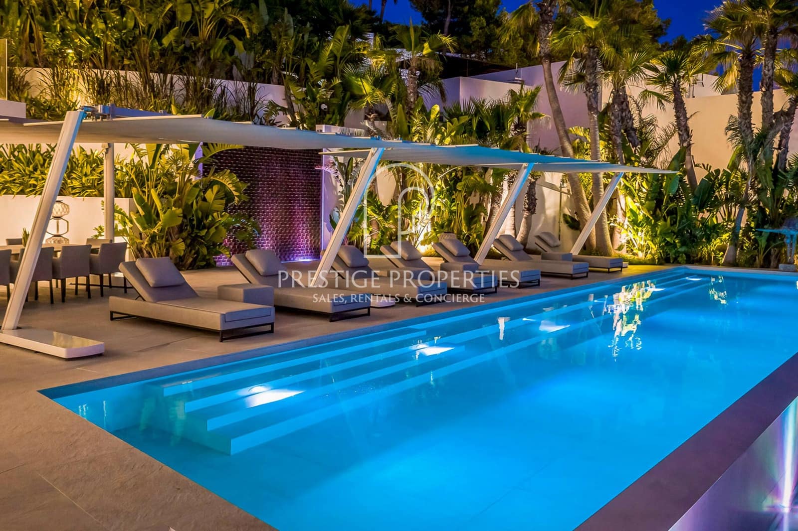 9 Zimmer Villa zu verkaufen in Santa Eulalia / Santa Eularia mit Pool Garage - 9.800.000 € (Ref: 9360897)