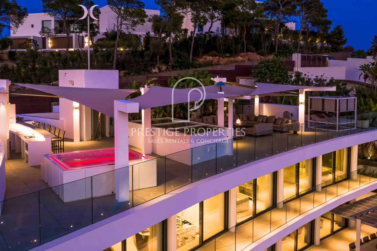 9 Zimmer Villa zu verkaufen in Santa Eulalia / Santa Eularia mit Pool Garage - 9.800.000 € (Ref: 9360897)