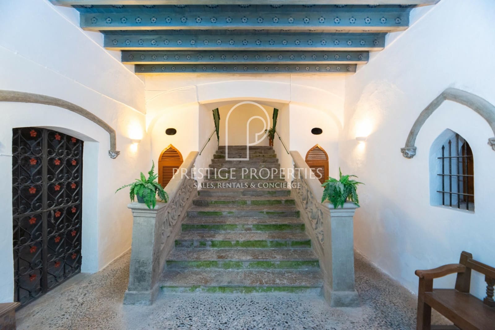 5 slaapkamer Appartement te koop in Ibiza dorp - € 2.800.000 (Ref: 9363413)