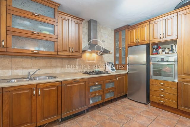 3 makuuhuone Rivitalo myytävänä paikassa San Jose / Sant Josep de Sa Talaia mukana uima-altaan - 770 000 € (Ref: 9378445)