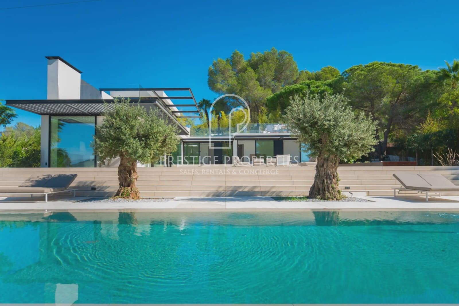 4 bedroom Villa for sale in Santa Eulalia / Santa Eularia with pool - € 5,600,000 (Ref: 9395559)