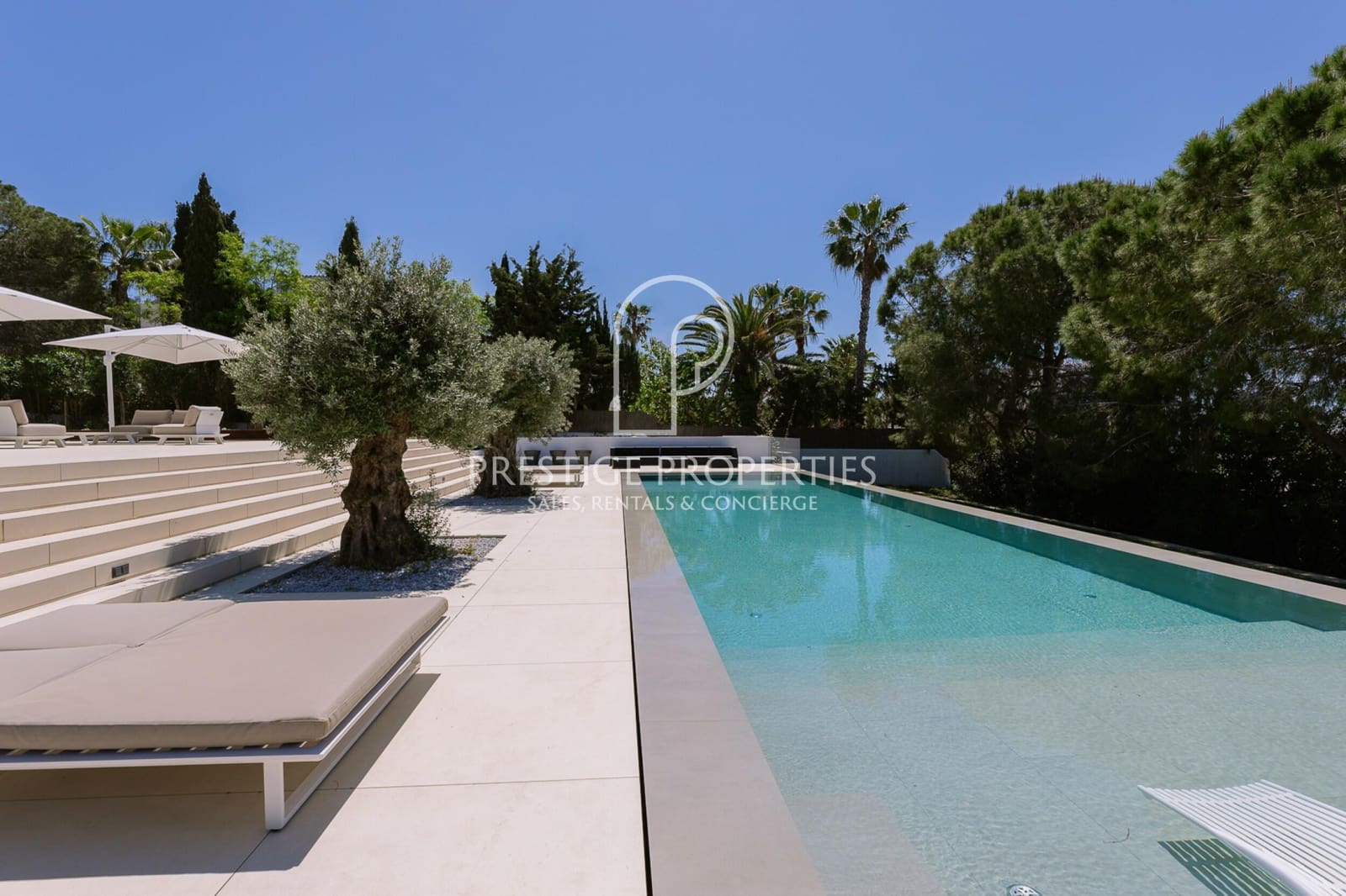4 bedroom Villa for sale in Santa Eulalia / Santa Eularia with pool - € 5,300,000 (Ref: 9395559)
