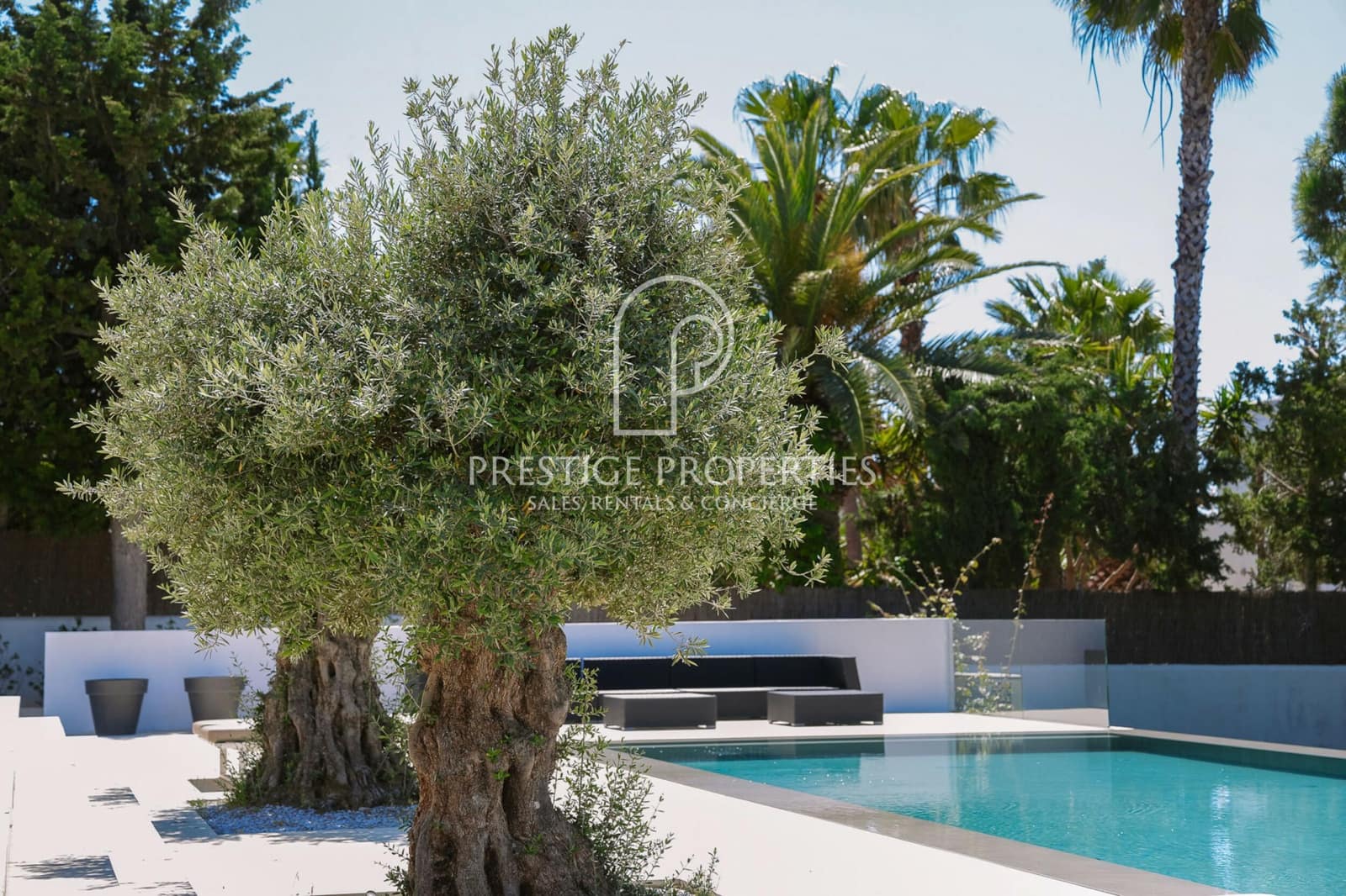 4 bedroom Villa for sale in Santa Eulalia / Santa Eularia with pool - € 5,300,000 (Ref: 9395559)