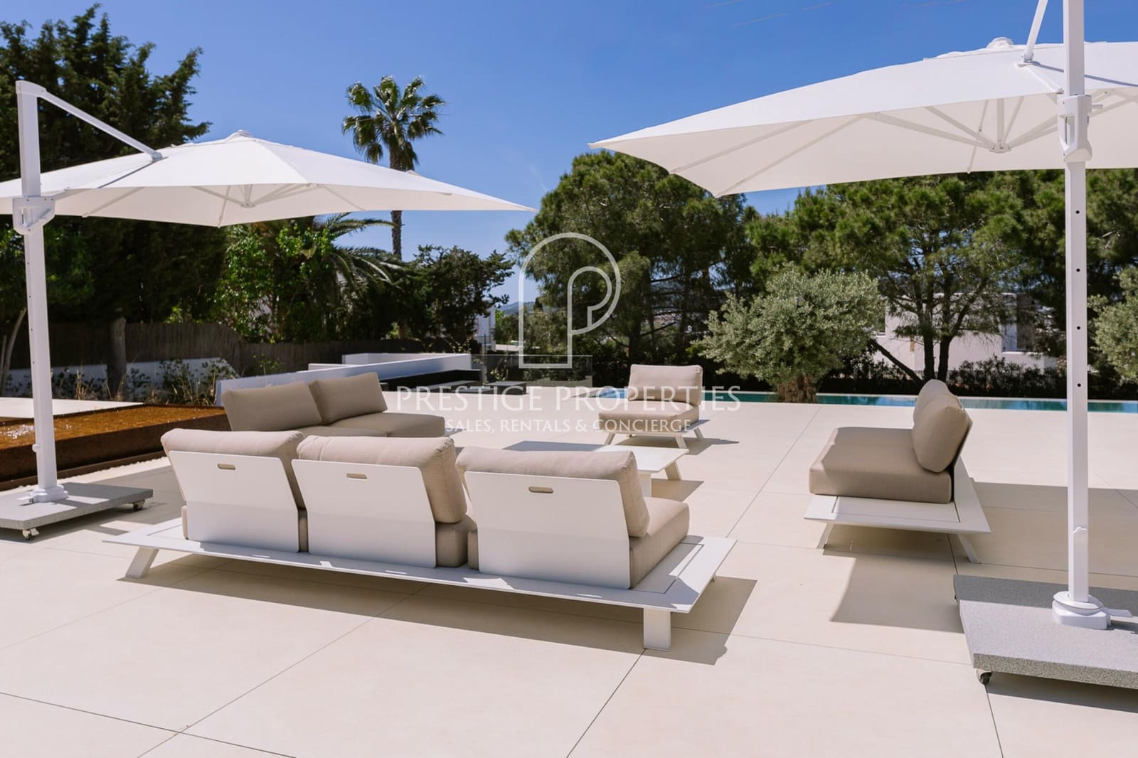 4 bedroom Villa for sale in Santa Eulalia / Santa Eularia with pool - € 5,300,000 (Ref: 9395559)