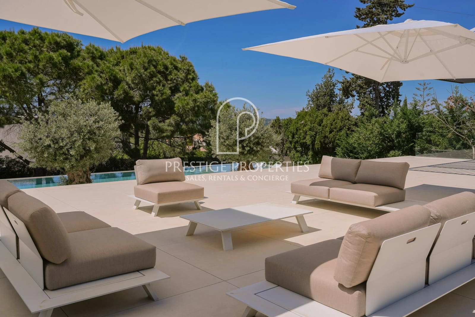 4 bedroom Villa for sale in Santa Eulalia / Santa Eularia with pool - € 5,300,000 (Ref: 9395559)