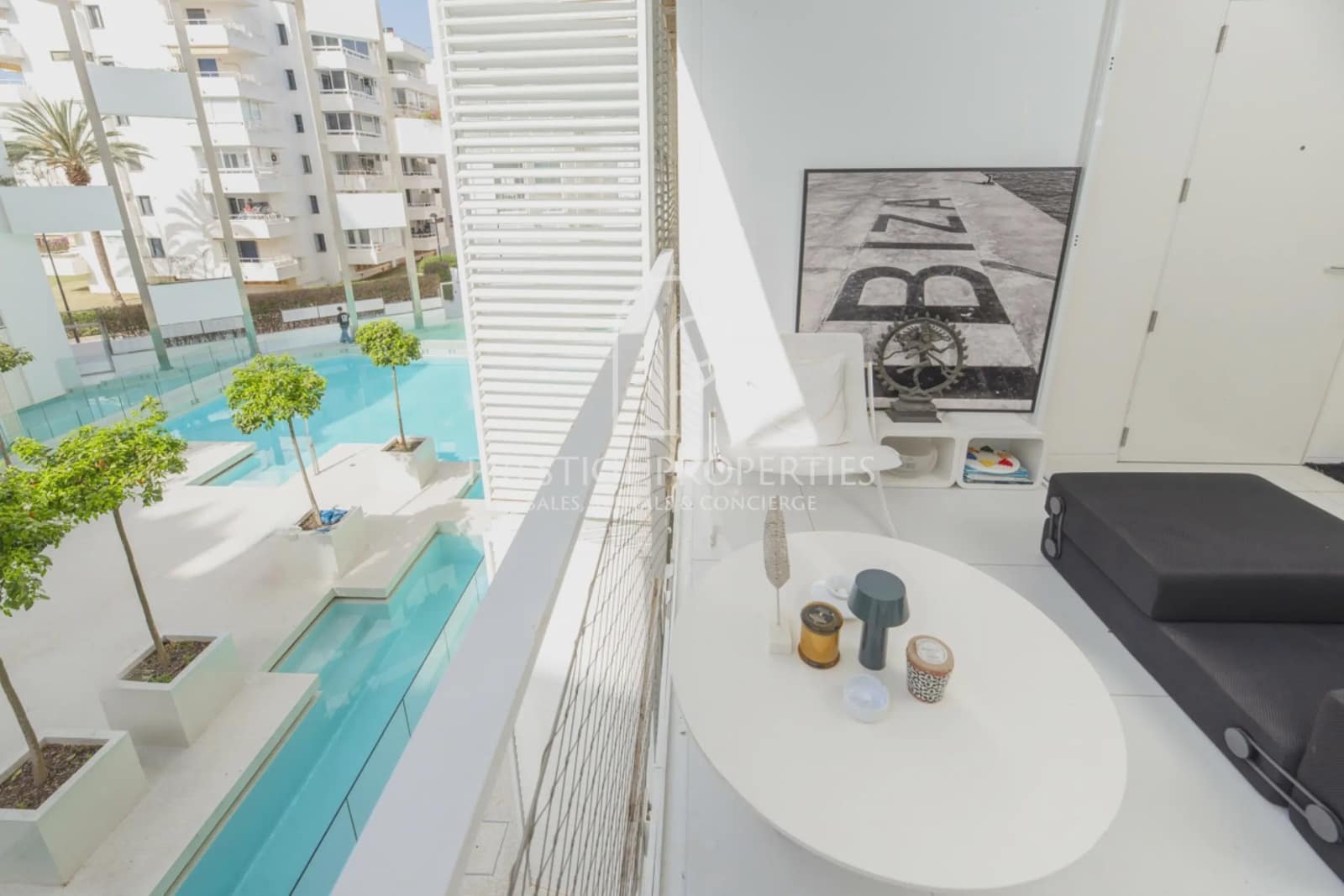 2 slaapkamer Appartement te koop in Ibiza dorp met zwembad - € 750.000 (Ref: 9445510)