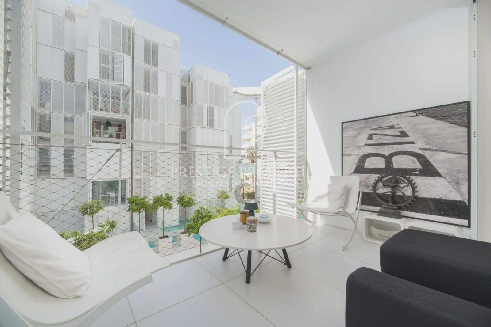 2 slaapkamer Appartement te koop in Ibiza dorp met zwembad - € 750.000 (Ref: 9445510)