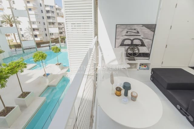 2 slaapkamer Appartement te koop in Ibiza dorp met zwembad - € 750.000 (Ref: 9445510)