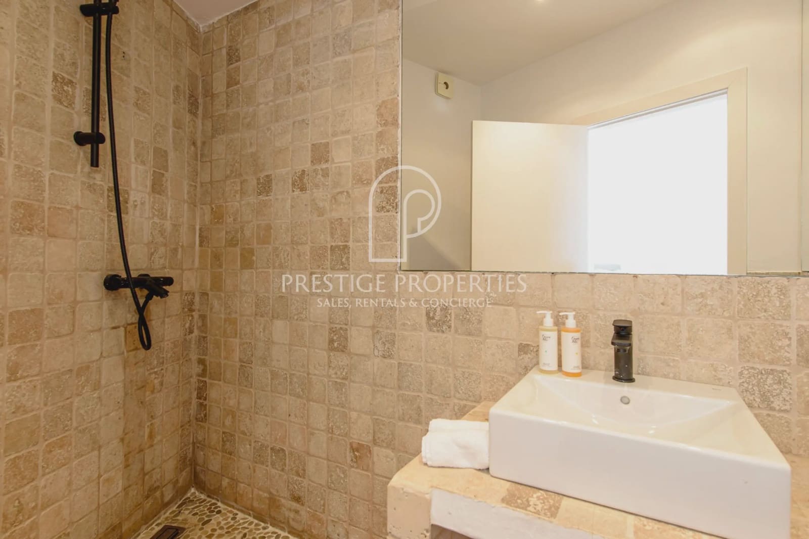 Chalet de 5 habitaciones en Santa Eulalia / Santa Eularia en venta con piscina - 5.900.000 € (Ref: 9449923)