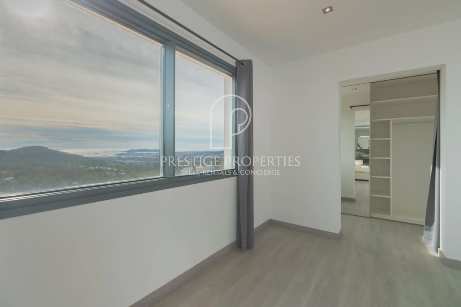 Chalet de 5 habitaciones en Santa Eulalia / Santa Eularia en venta con piscina - 3.190.000 € (Ref: 9465042)