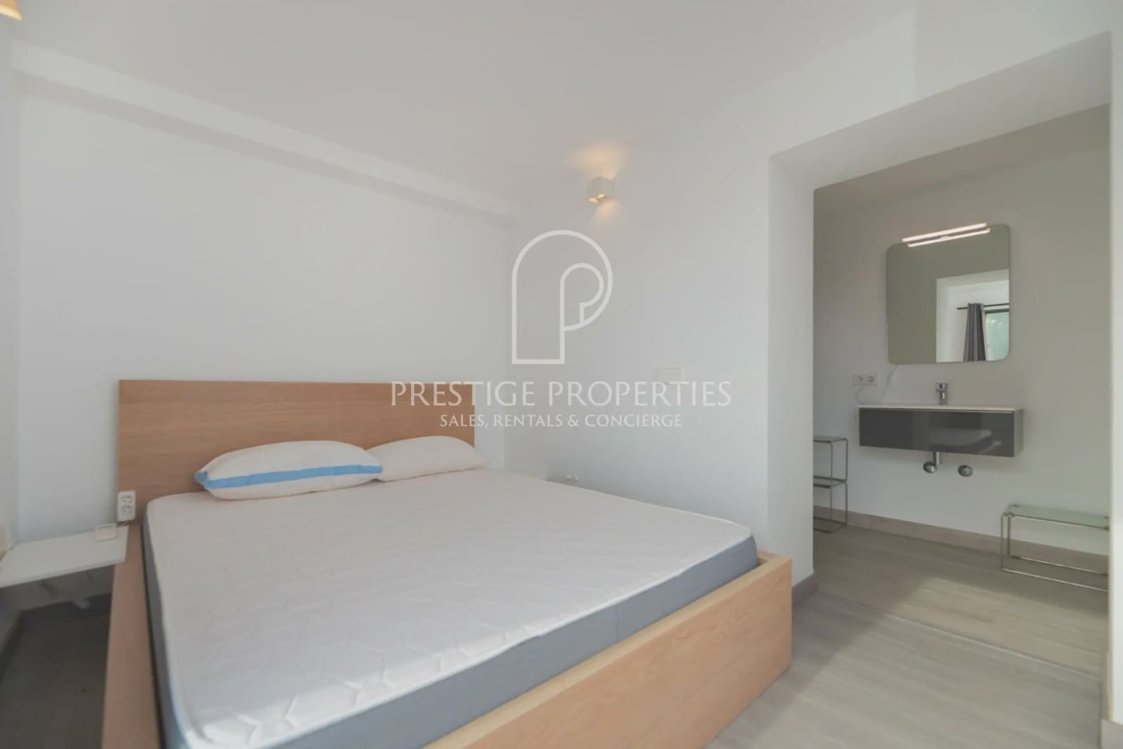 Chalet de 5 habitaciones en Santa Eulalia / Santa Eularia en venta con piscina - 3.190.000 € (Ref: 9465042)