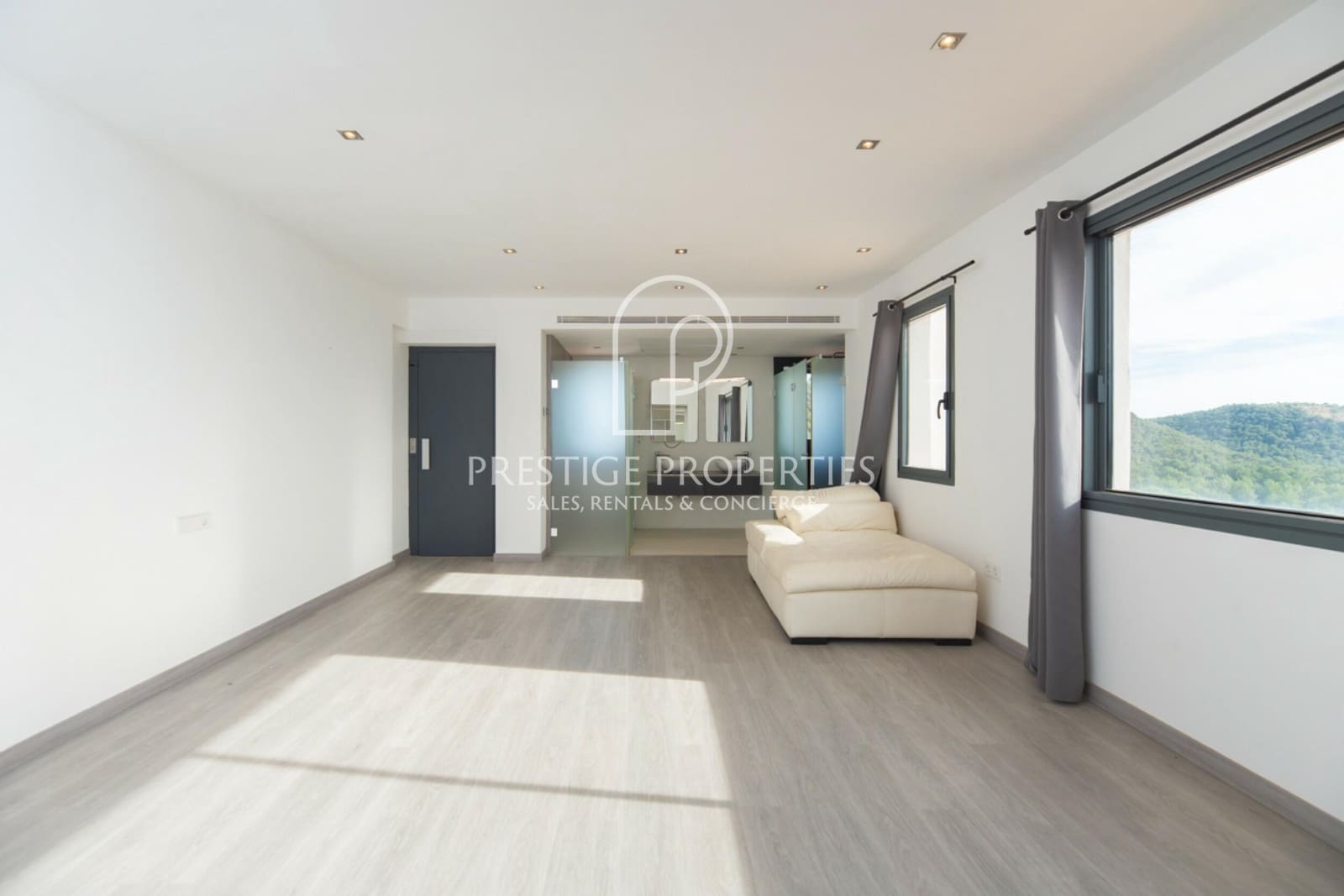 5 bedroom Villa for sale in Santa Eulalia / Santa Eularia with pool - € 3,190,000 (Ref: 9465042)