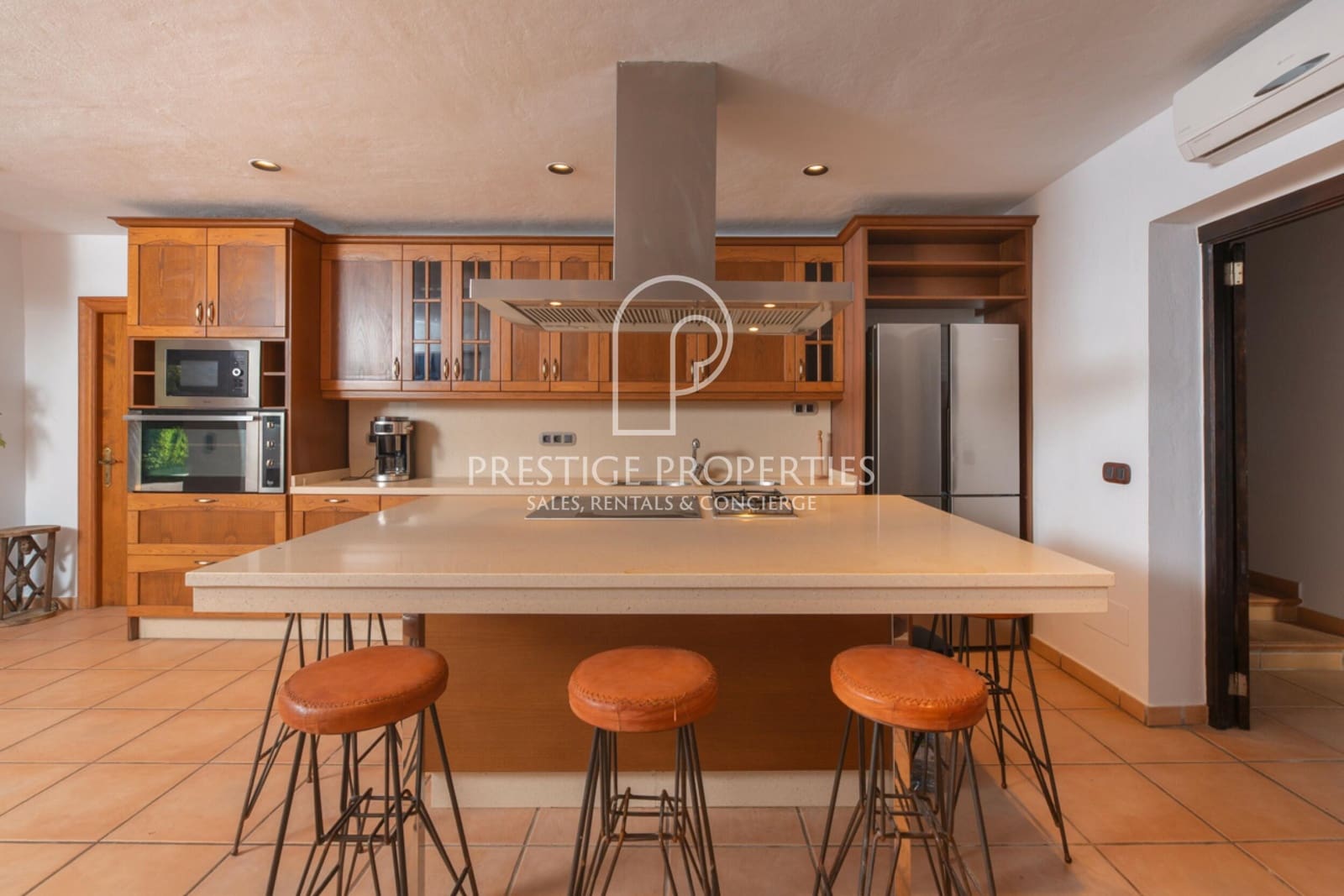 5 bedroom Villa for sale in San Jose / Sant Josep de Sa Talaia with pool garage - € 2,800,000 (Ref: 9496552)