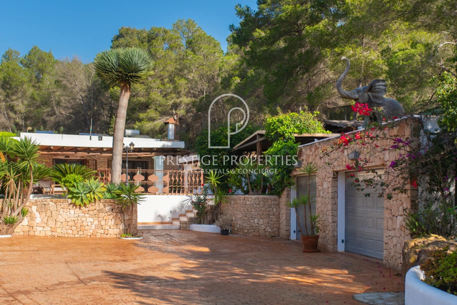 5 bedroom Villa for sale in San Jose / Sant Josep de Sa Talaia with pool garage - € 2,800,000 (Ref: 9496552)