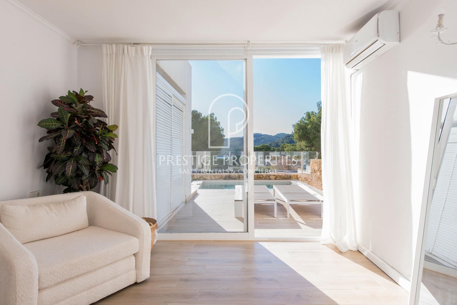 3 Zimmer Apartment zu verkaufen in Santa Eulalia / Santa Eularia mit Pool - 1.795.000 € (Ref: 9525864)