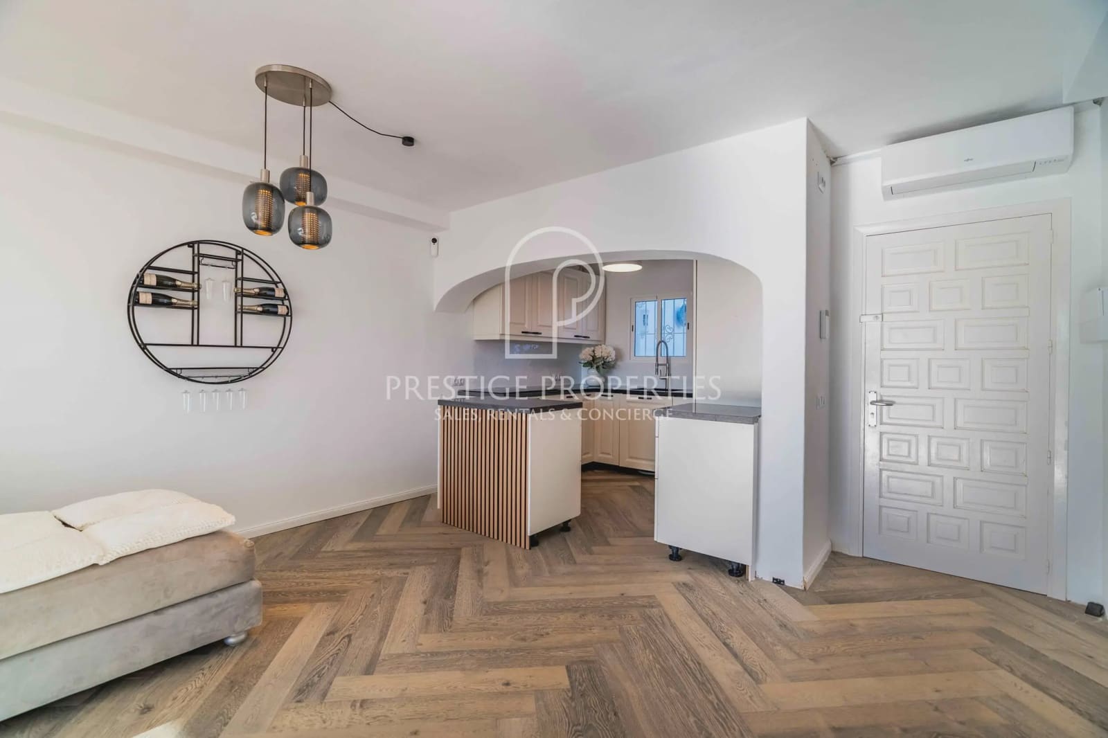 2 chambre Villa/Maison Mitoyenne à vendre à San Jose / Sant Josep de Sa Talaia avec piscine garage - 1 050 000 € (Ref: 9535339)