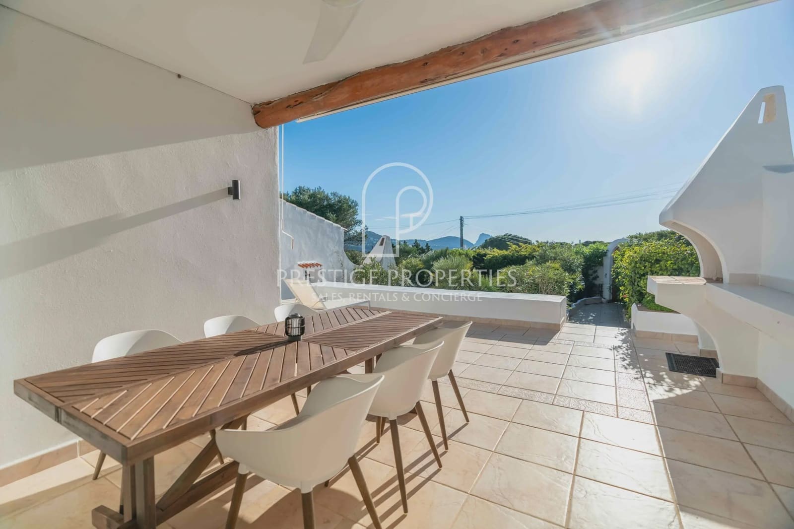 2 chambre Villa/Maison Mitoyenne à vendre à San Jose / Sant Josep de Sa Talaia avec piscine garage - 1 050 000 € (Ref: 9535339)